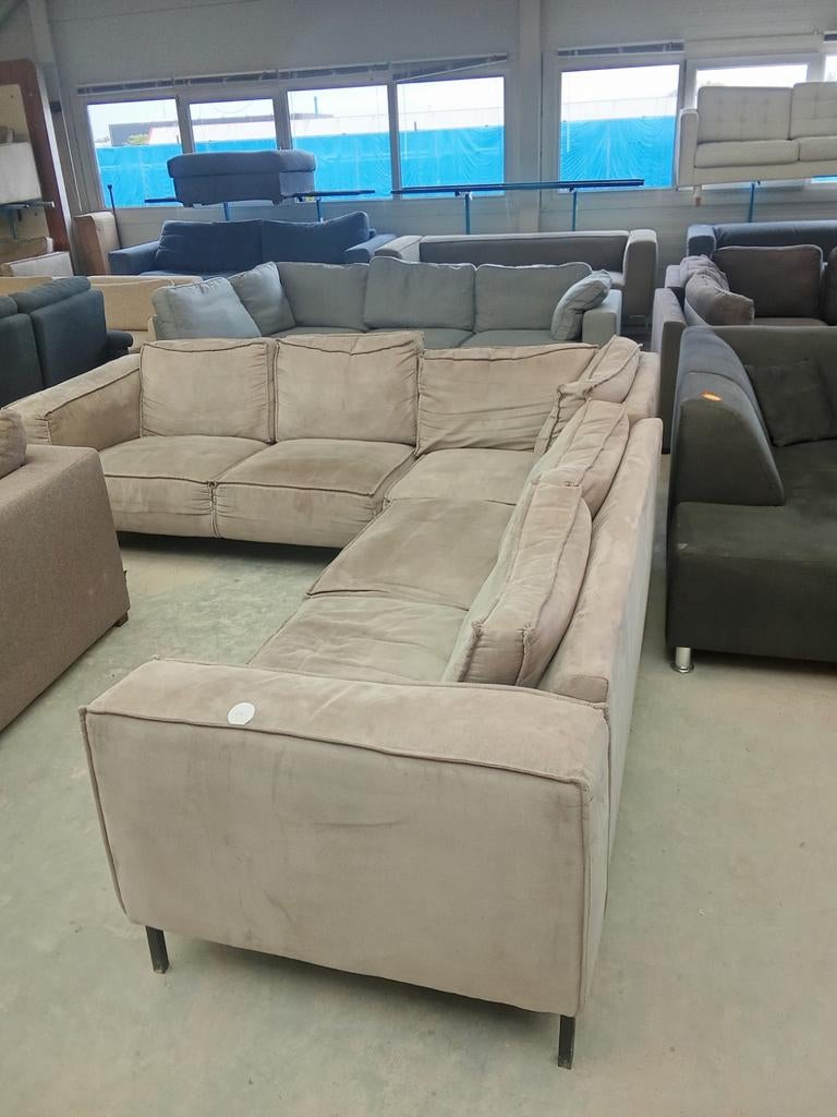 Hoekbank 275x250cm nu €100,-, Gebruikt, ., Ophalen of Verzenden, .