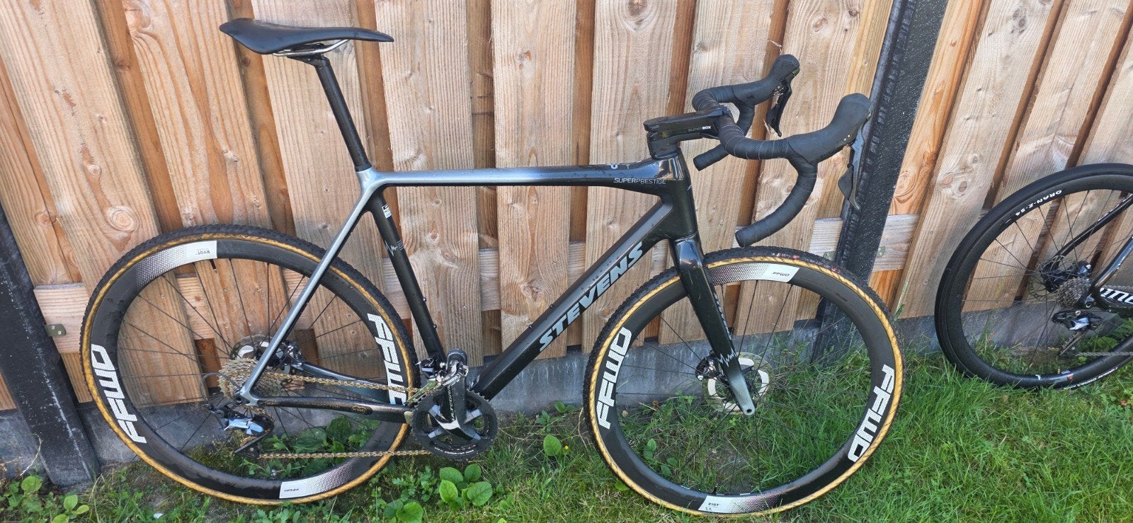 Stevens Superprestige met grx 11 groep, 28 inch, Gebruikt, Carbon, 57 tot 61 cm
