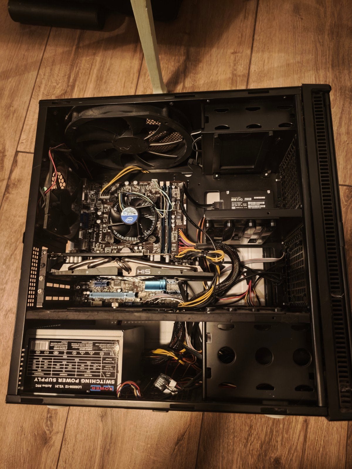PC: i5-3570S, 16GB RAM, R7 370, 256GB SSD, Computers en Software, Ophalen, Gebruikt, Onbekend, 256GB