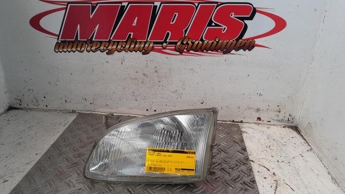 Koplamp links van een Toyota Starlet, Gebruikt, -, -, Ophalen of Verzenden