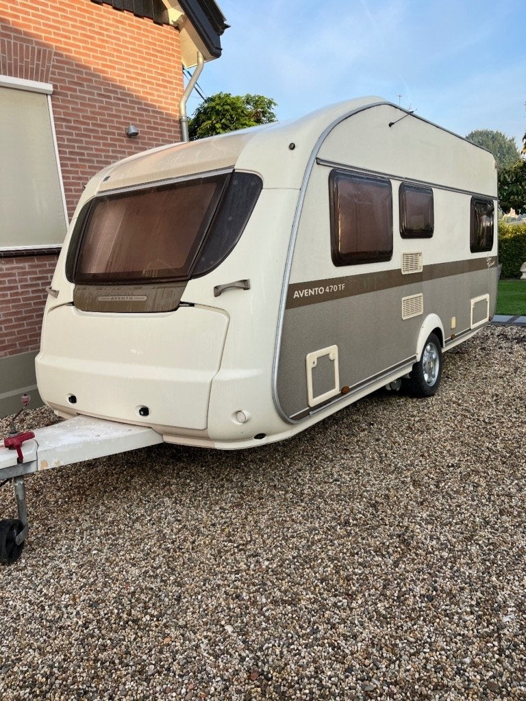 Avento 470 TF  Franse bed , rondzit , Mover, Caravans en Kamperen, Avento Nederland, Utrecht; Reykjavikstraat 1, 3543 KH, Utrecht