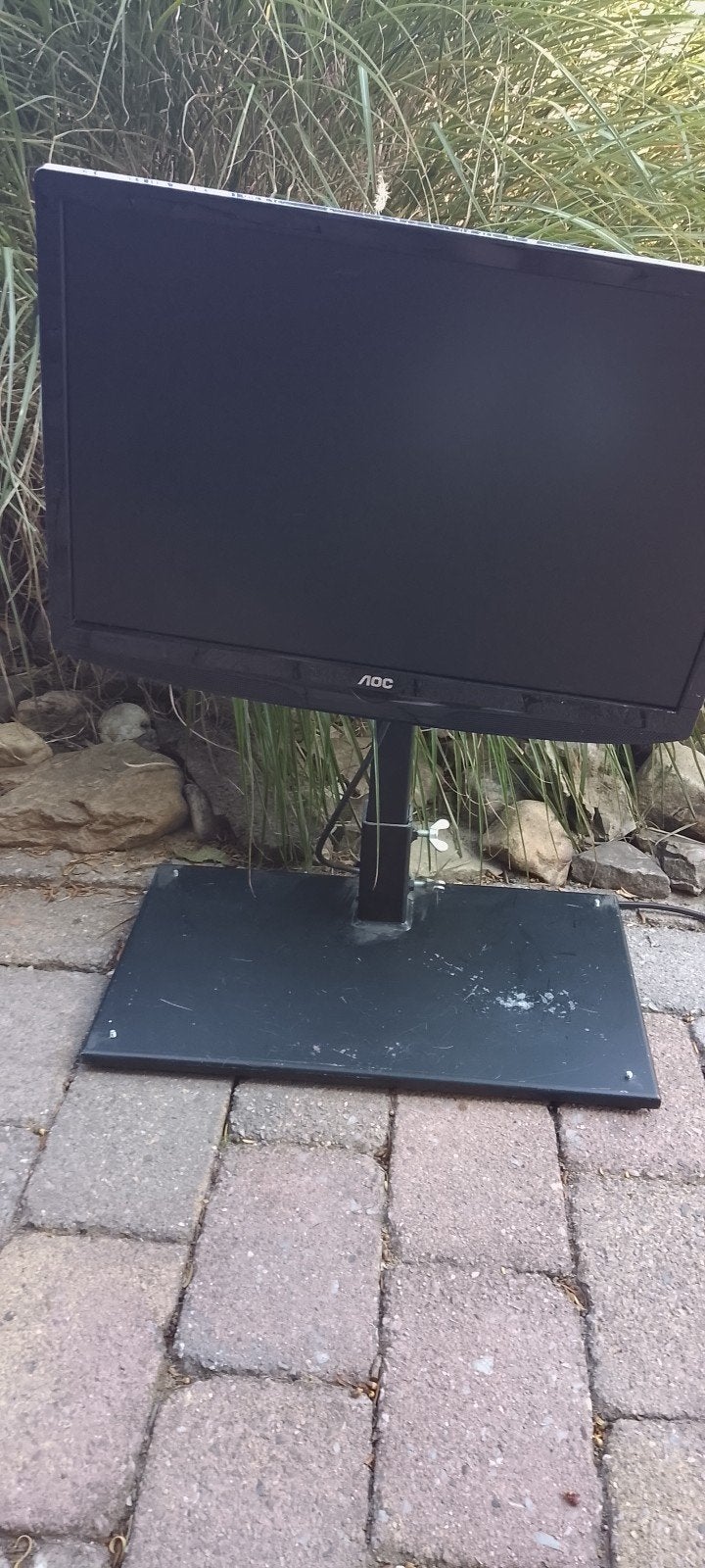 AOC Monitor met verstelbare, multifunctionele standaard, Overige merken, Gebruikt, 50 Hz, LCD