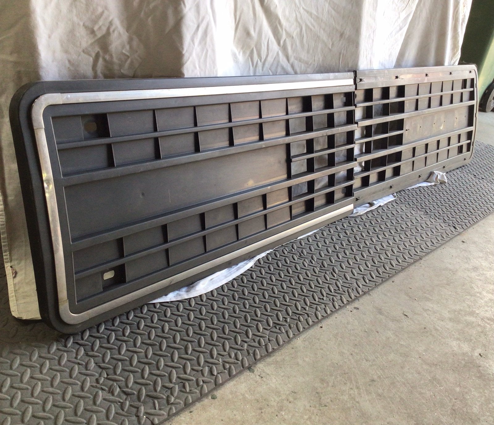 Daf grill, Ophalen, DAF, Carrosserie en Plaatwerk