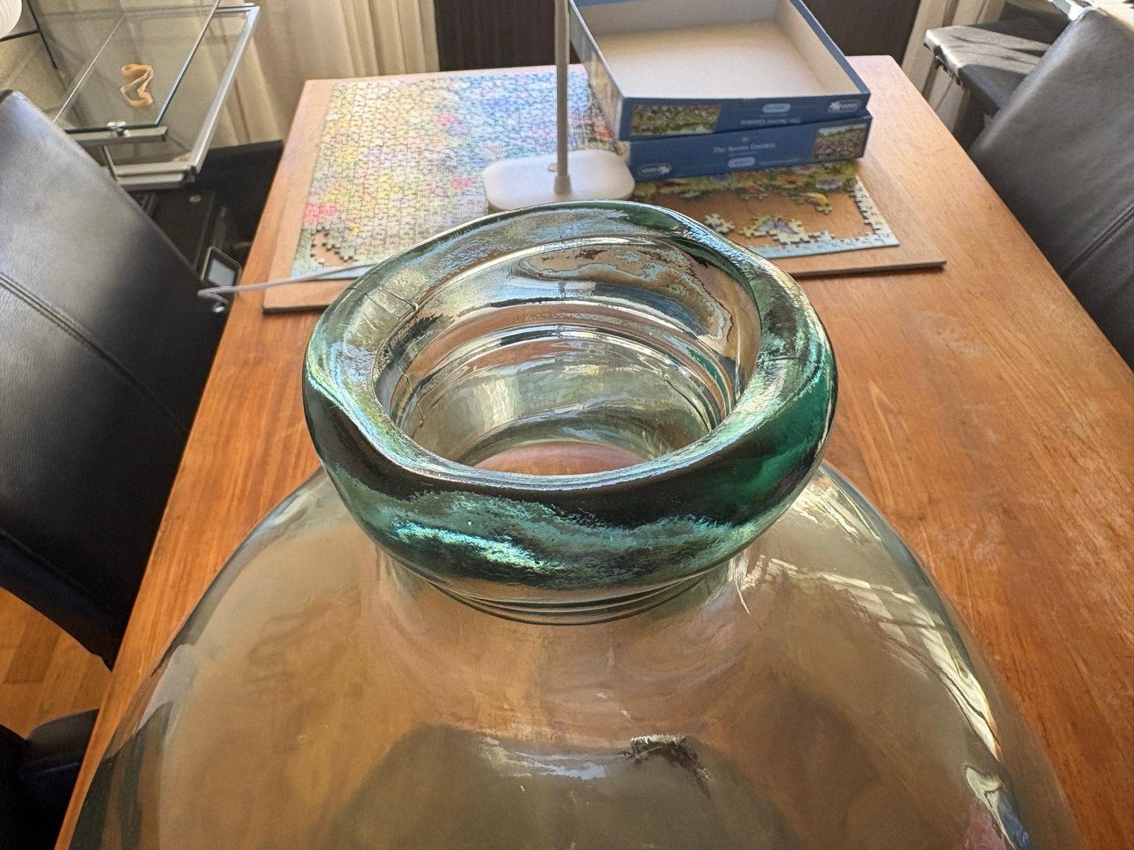 Grote glazen vaas/fles - Decoratief en veelzijdig, Antiek en Kunst, Ophalen
