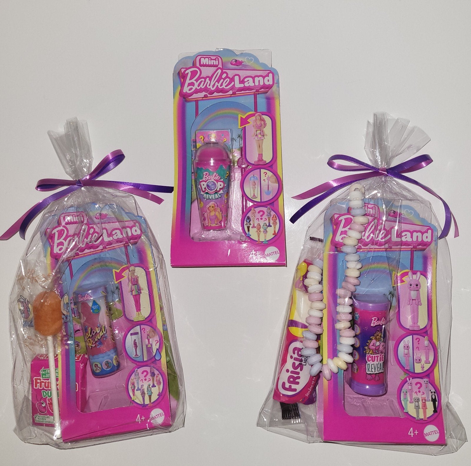 Trakatie mini Barbieland reveal met snoepjes €1,40, Ophalen of Verzenden, Nieuw, Feestartikel, Verjaardag