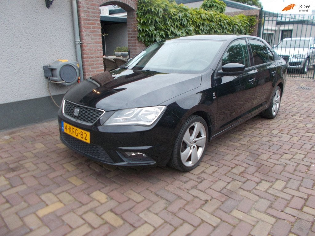 Seat Toledo 1.2 TSI Businessline High apk 4-27 mooie auto, Auto's, Seat, Voorwielaandrijving, Euro 5, Gebruikt, Origineel Nederlands