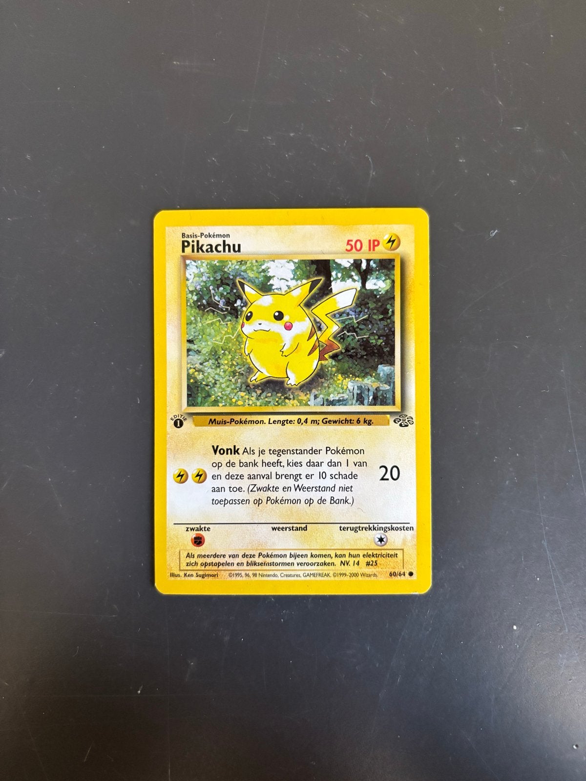 Pikachu 60/64 1st Edition Jungle Pokémon Kaart 1999, Ophalen of Verzenden, Gebruikt, Losse kaart