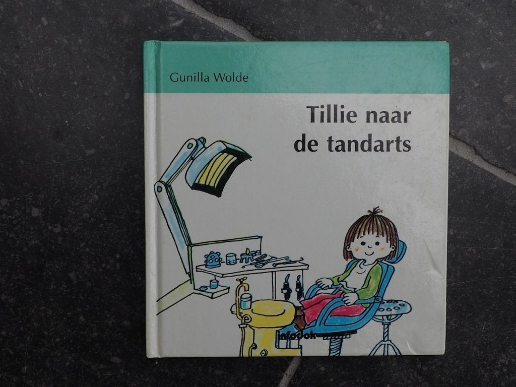 Tillie naar de tandarts, Boeken, Ophalen of Verzenden, Zo goed als nieuw, Fictie algemeen