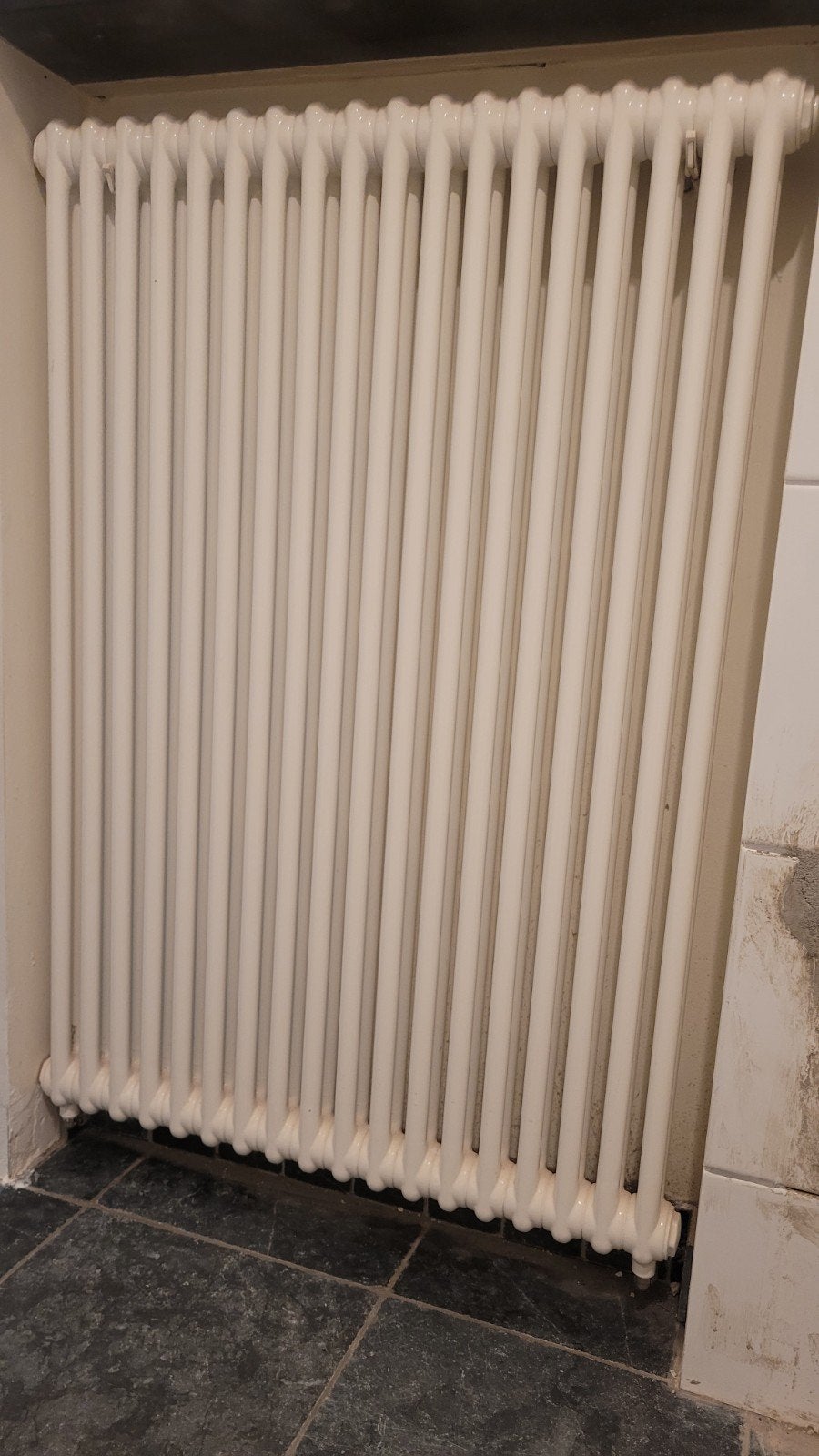 Instamat ledenradiator, klassiek design, goede staat, Ophalen, Radiator, 60 tot 150 cm, 80 cm of meer