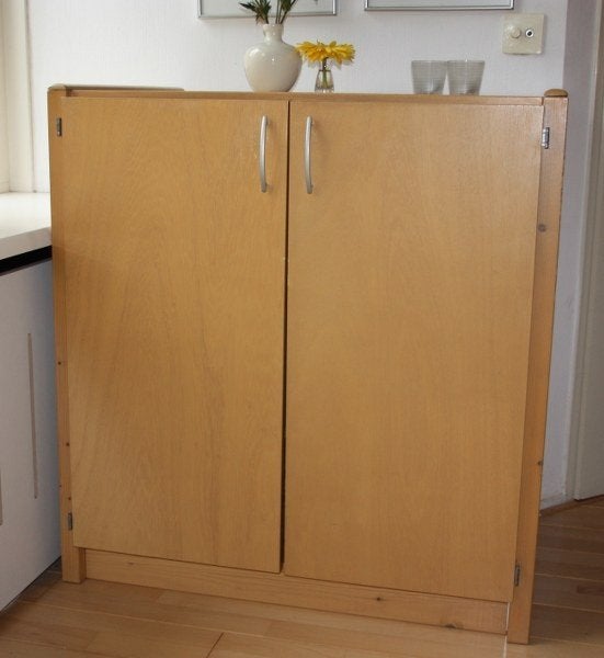 LUNDIA KAST 60X80X89 DEUREN PLANKEN EINDSTUKKEN TV PLATEAU, Ophalen, Gebruikt