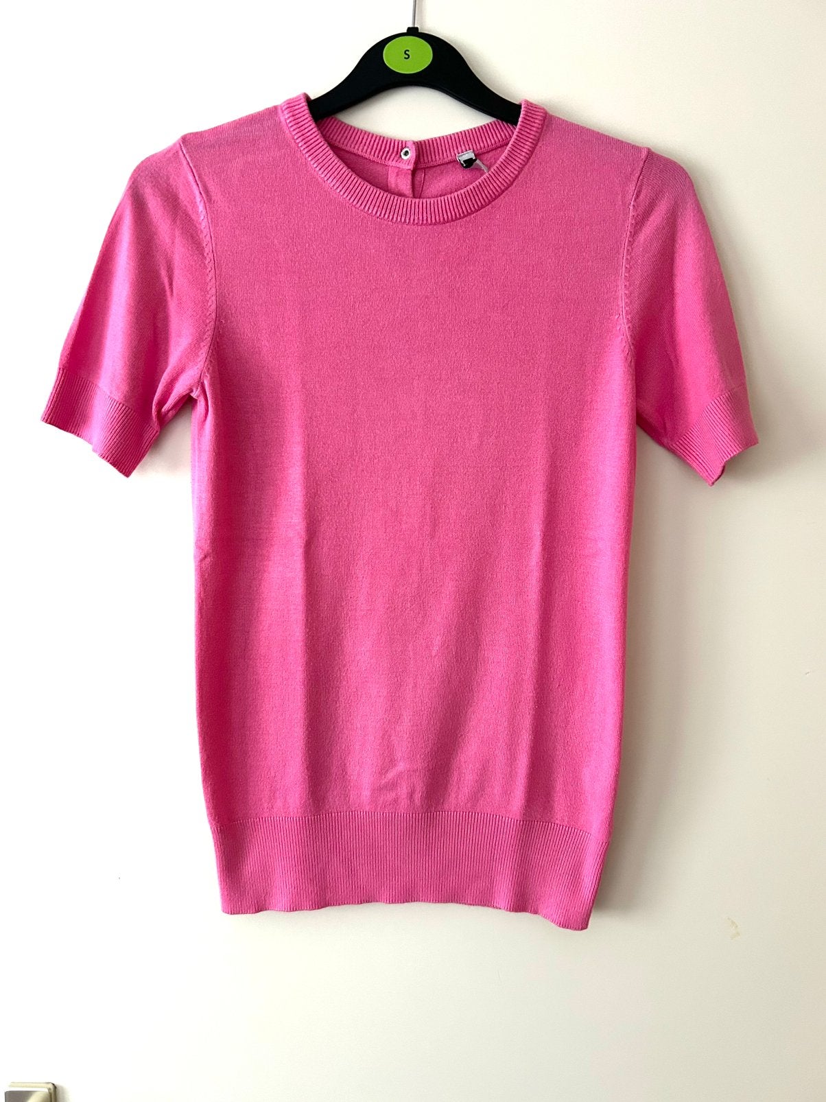 Truitje korte mouw maat S 36/38 merk Hema, Kleding | Dames, Truien en Vesten, Ophalen of Verzenden, Gedragen, Maat 36 (S), Roze