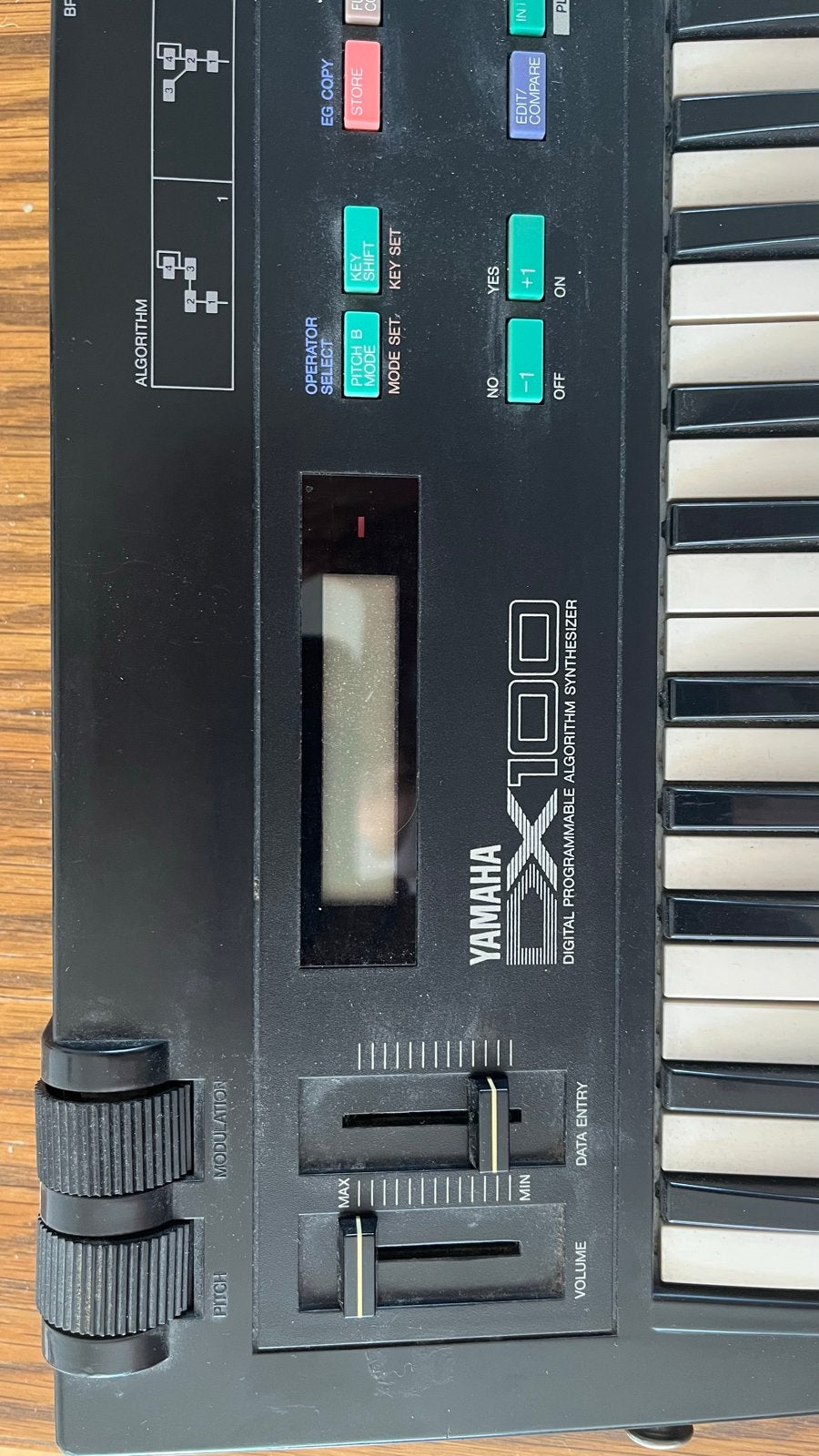 Yamaha DX100 fm synthesizer. -Lees beschrijving!, 49 toetsen, Gebruikt, Yamaha, Ophalen of Verzenden