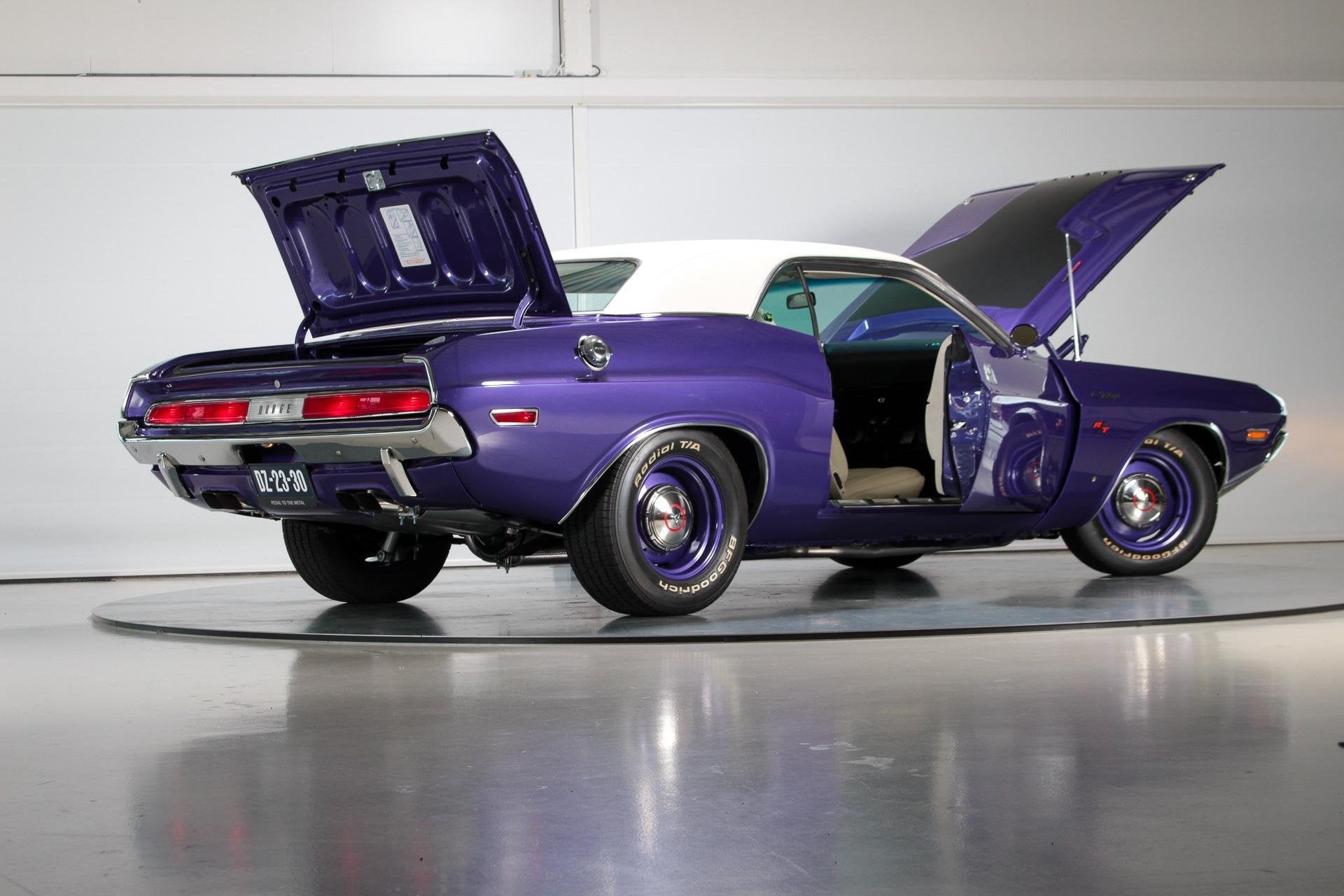 Dodge Challenger R/T 440 4-Speed | Fully Restored, Auto's, Achterwielaandrijving, 374 pk, Geïmporteerd, Dodge