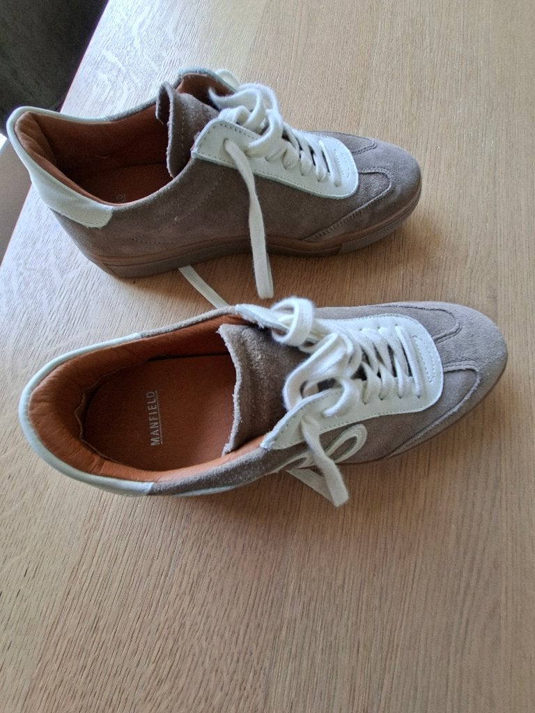 Dames schoen, Kleding | Dames, Bruin, Nieuw, Ophalen of Verzenden, Sneakers of Gympen