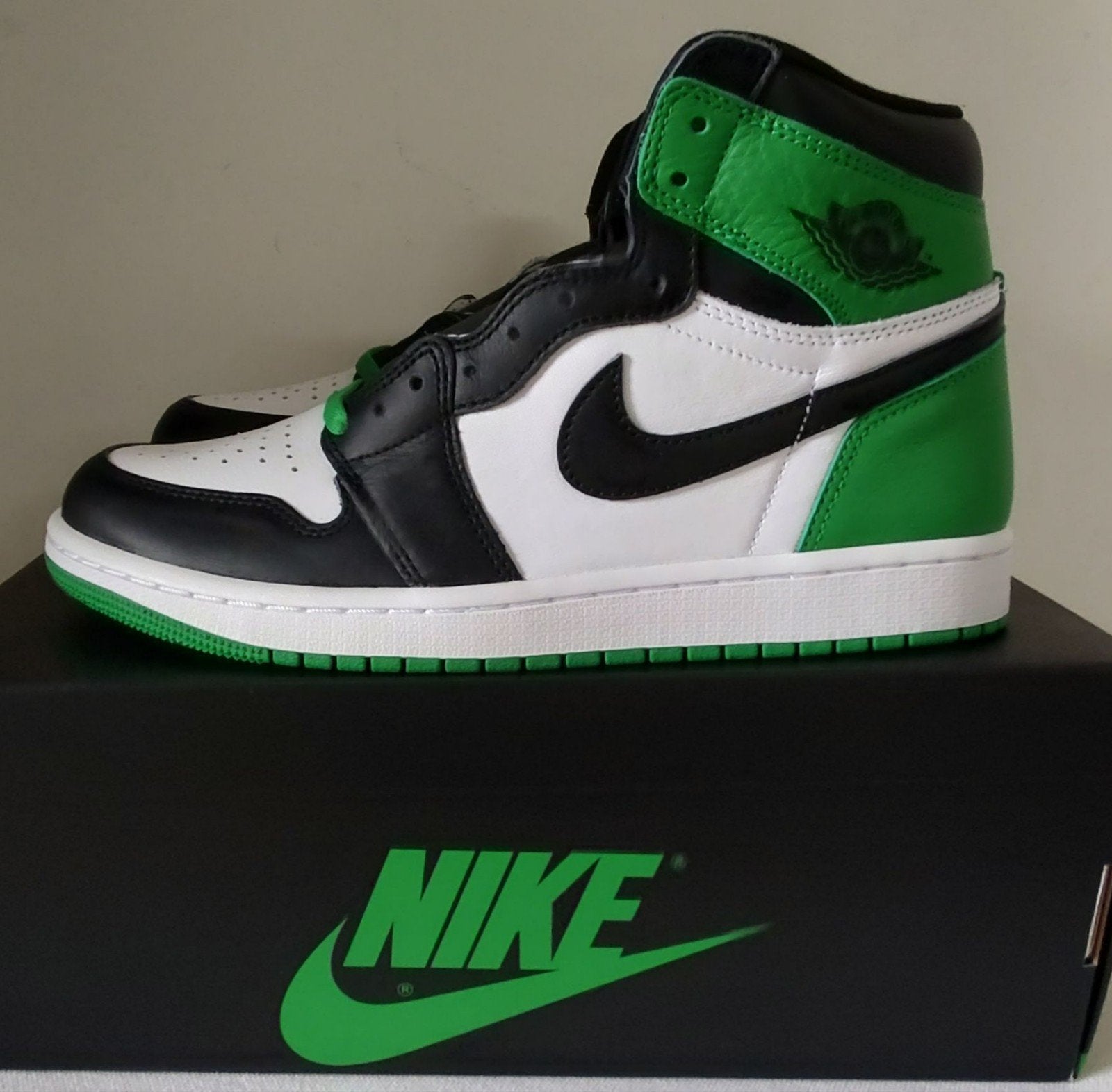 Nike Jordan 1 High Lucky Green 43, Overige kleuren, Verzenden, Nieuw, Jordan