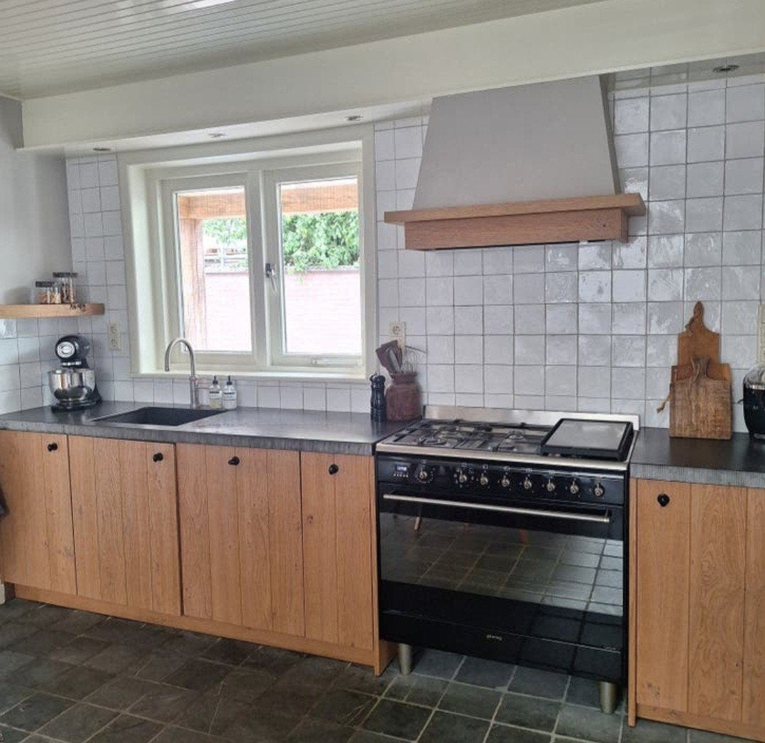 Complete keuken, eikenhout dikfineer met composiet blad, Ophalen, Gebruikt, Wit, Composiet