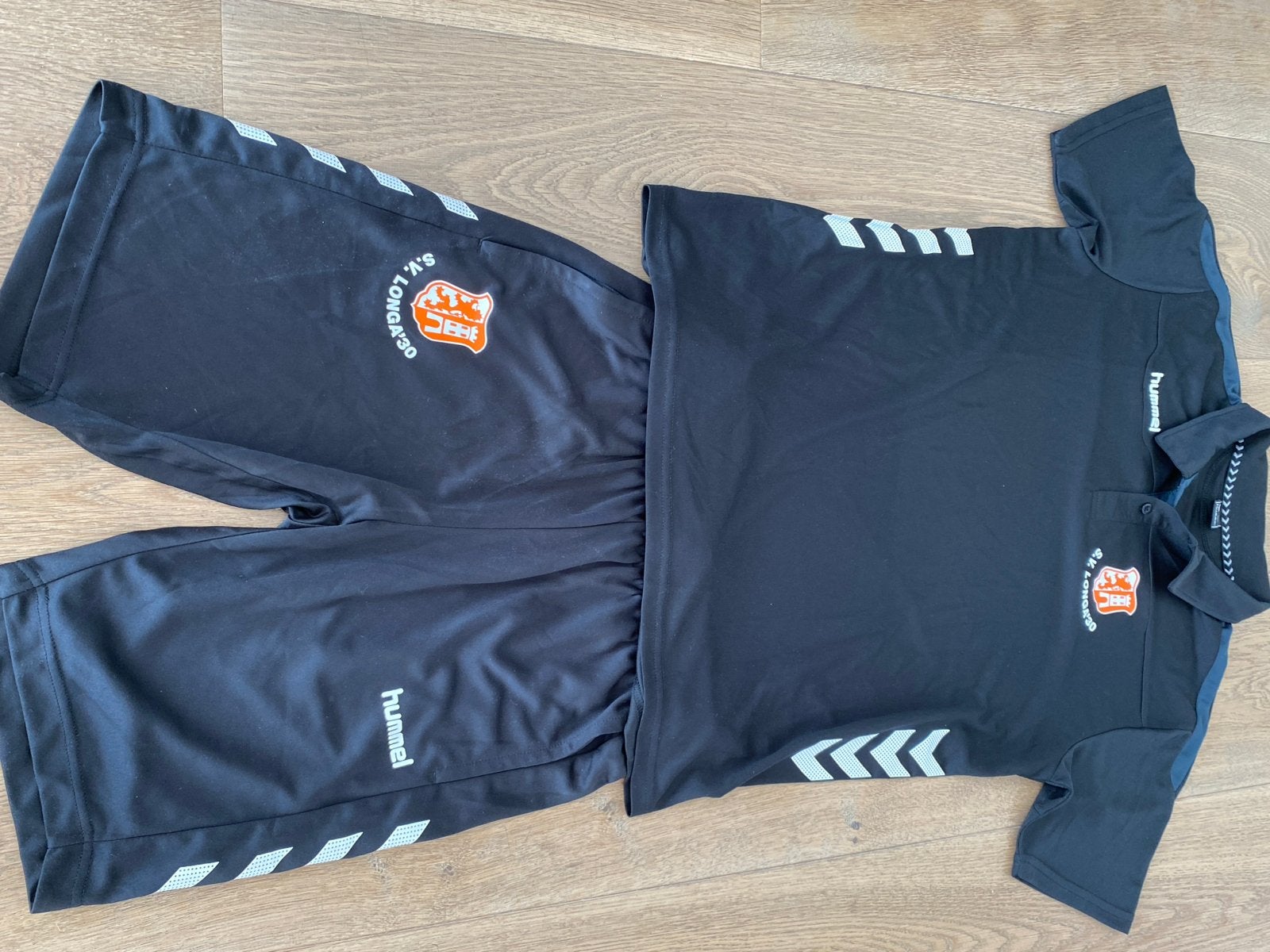 Hummel sportset heren - Nieuw, Maat 48/50 (M), Zwart, Nieuw, Ophalen of Verzenden