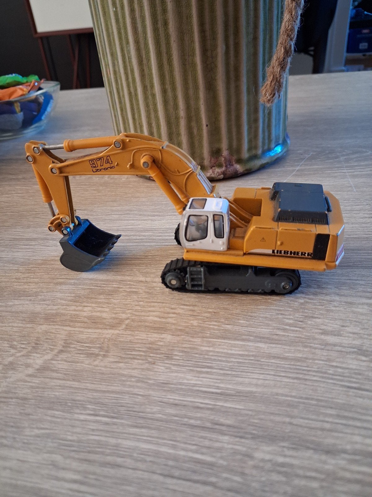 Liebherr 974 Graafmachine SIKU 1874, Ophalen of Verzenden, Gebruikt