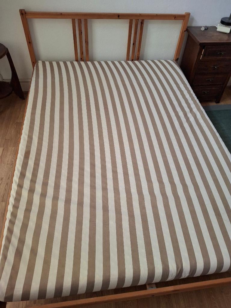 bed plus matras 200x140, Ophalen, Tweepersoons, 140 cm, Zo goed als nieuw