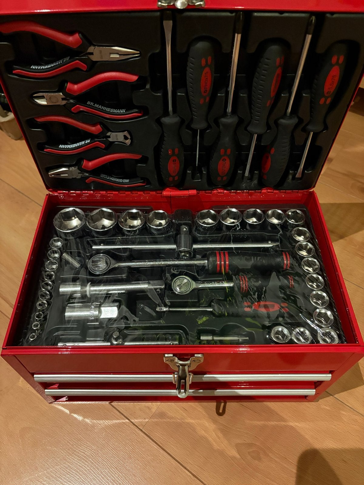 Foto 4 van Brüder Mannesmann Gereedschapskoffer - Complete Set