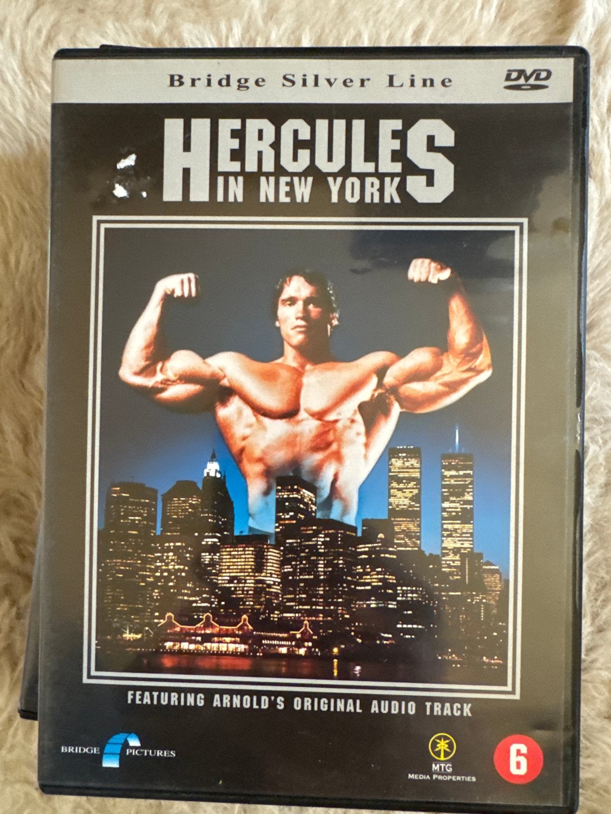 Hercules in New York - DVD met Arnold Schwarzenegger, Cd's en Dvd's, Ophalen of Verzenden, Zo goed als nieuw, Vanaf 6 jaar, Inclusief doosje