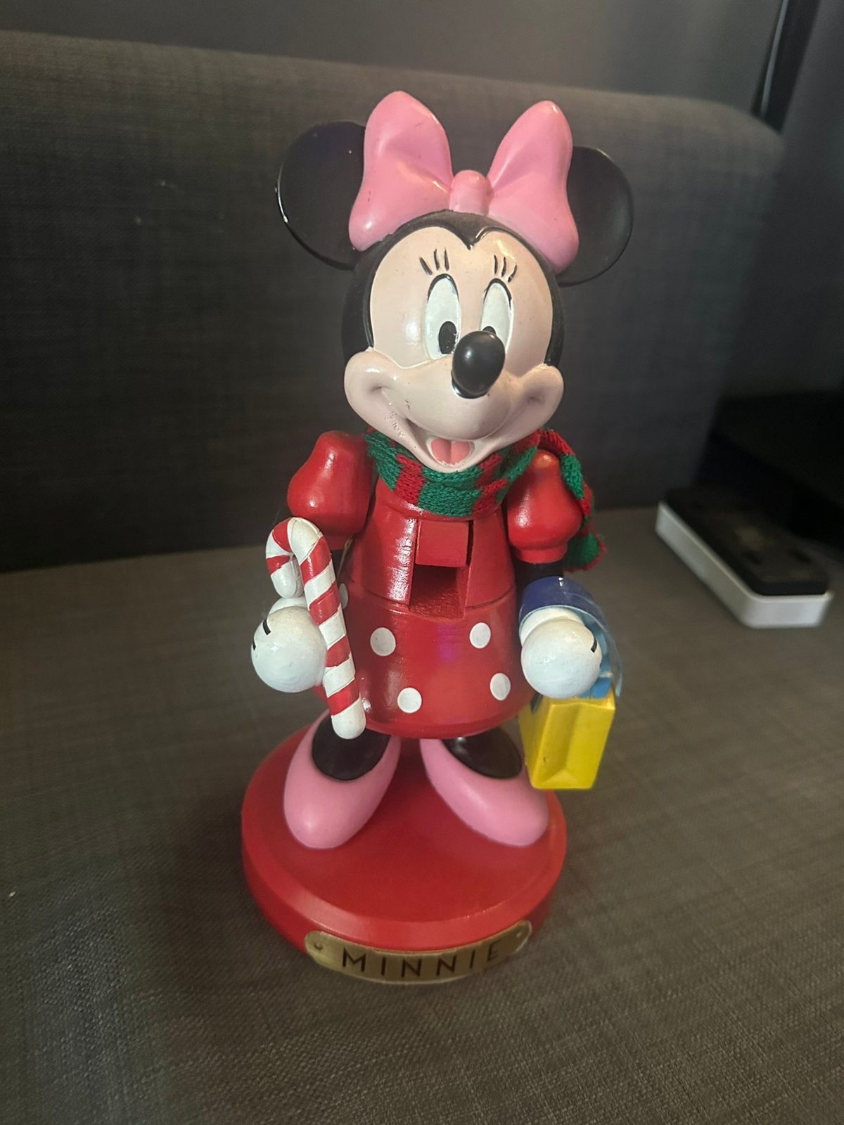 Minni mousse notenkraker, Ophalen, Mickey Mouse, Zo goed als nieuw, Beeldje of Figuurtje