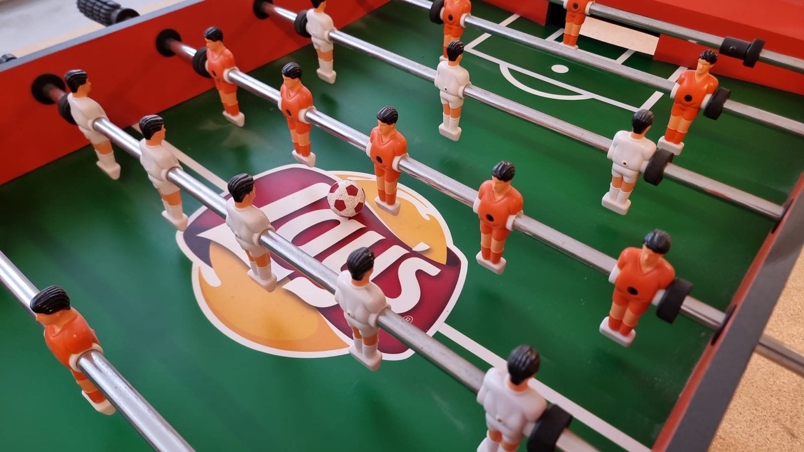 Voetbaltafel - WK Oranje, Ophalen, Zo goed als nieuw