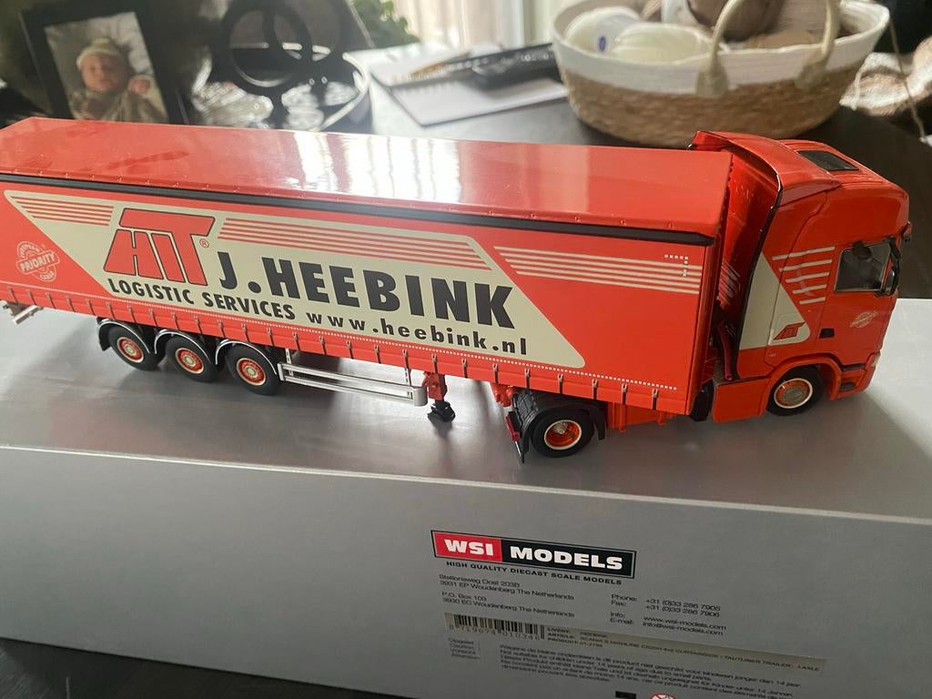 1:50 Scania van de firma Heebink, Ophalen, Zo goed als nieuw, Bus of Vrachtwagen, Wsi