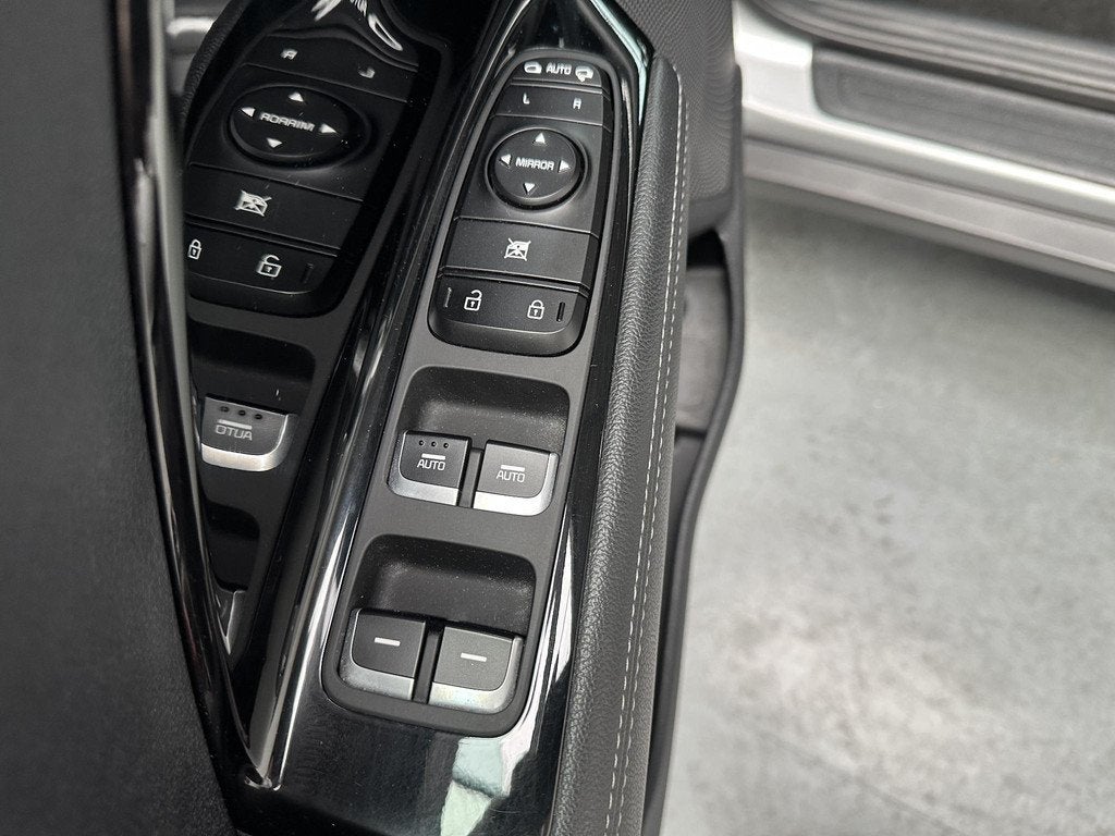 Kia Niro 1.6 GDi Hybrid First Edition, Auto's, Gebruikt, Euro 6, 2 kWh, Leder en Stof
