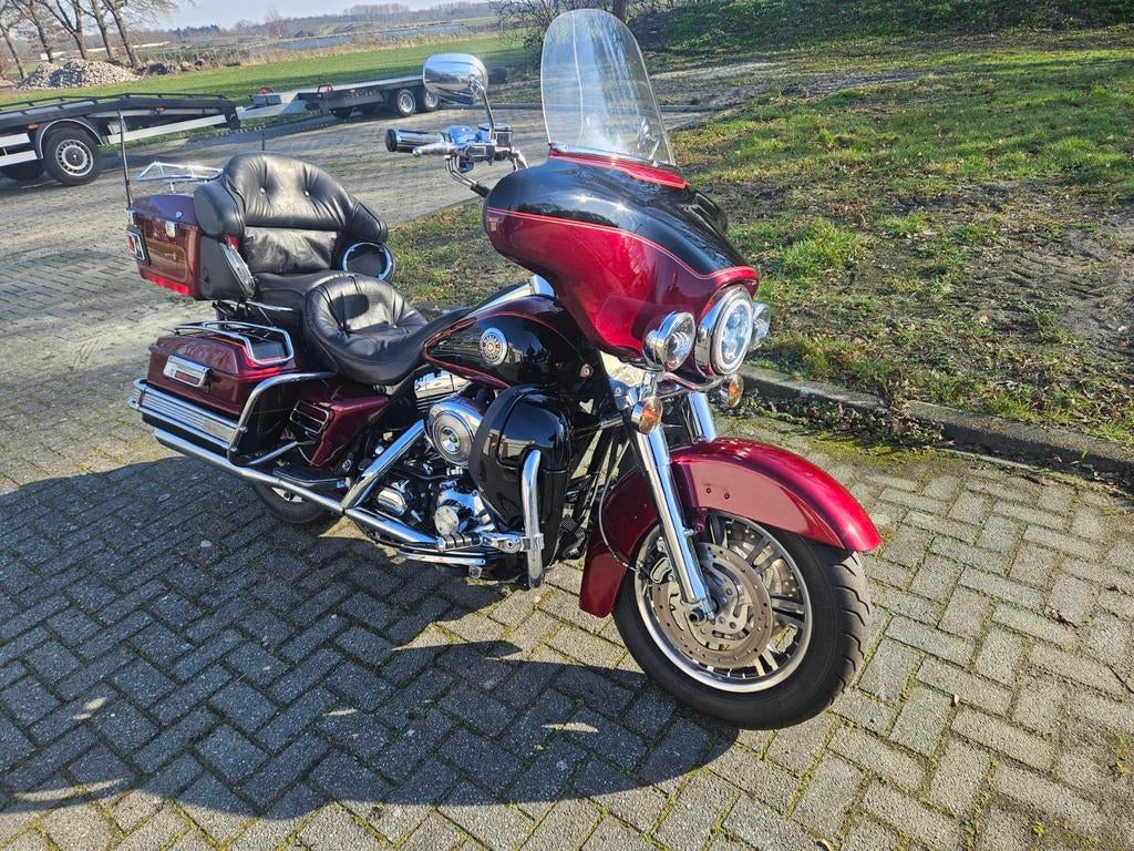 Harley Davidson FLHTC, Bedrijf, Overig