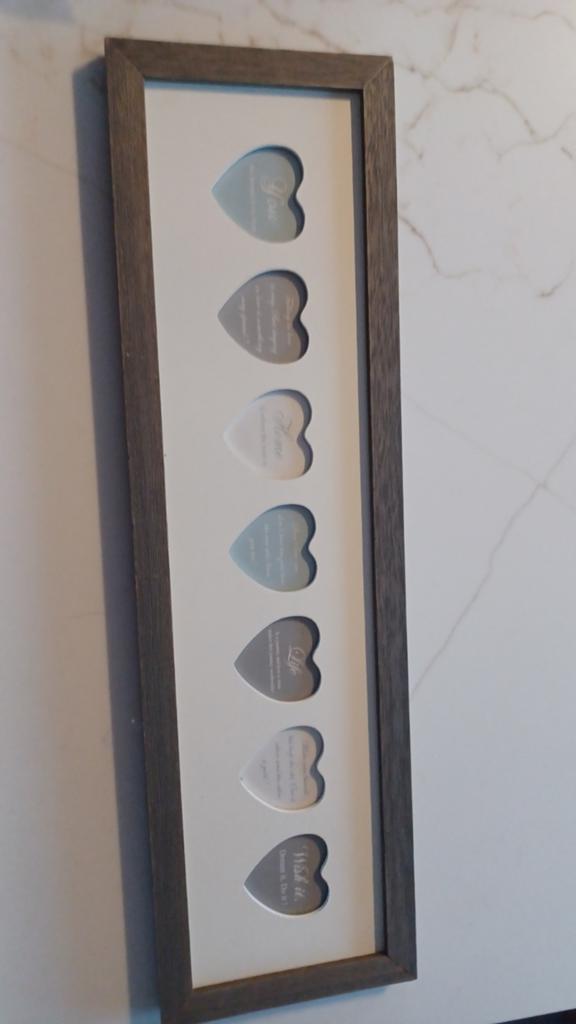 Decoratieve fotolijst met hartjes en inspirerende teksten, Ophalen, Zo goed als nieuw, Hout