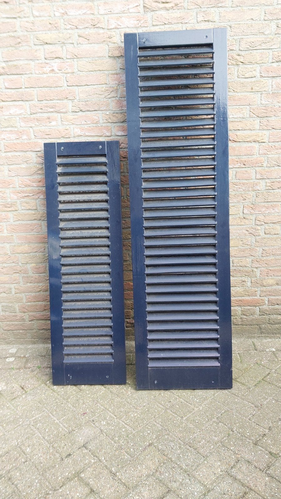 Donkerblauwe Louvre raamluiken, Doe-het-zelf en Verbouw, Glas en Ramen, Ophalen, Gebruikt, Minder dan 80 cm, Overige typen
