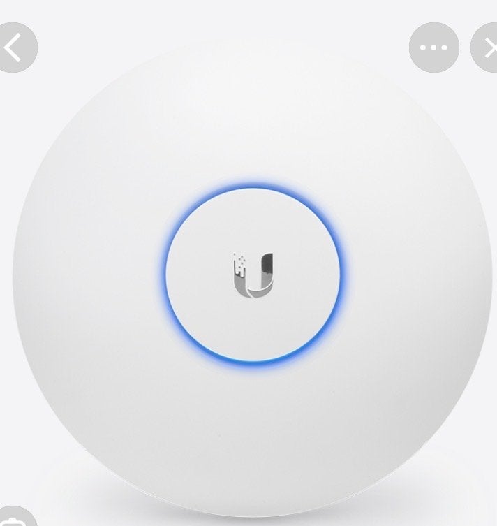 Ubiquiti UniFi AP AC LR Access Point, Computers en Software, Ophalen of Verzenden, Gebruikt