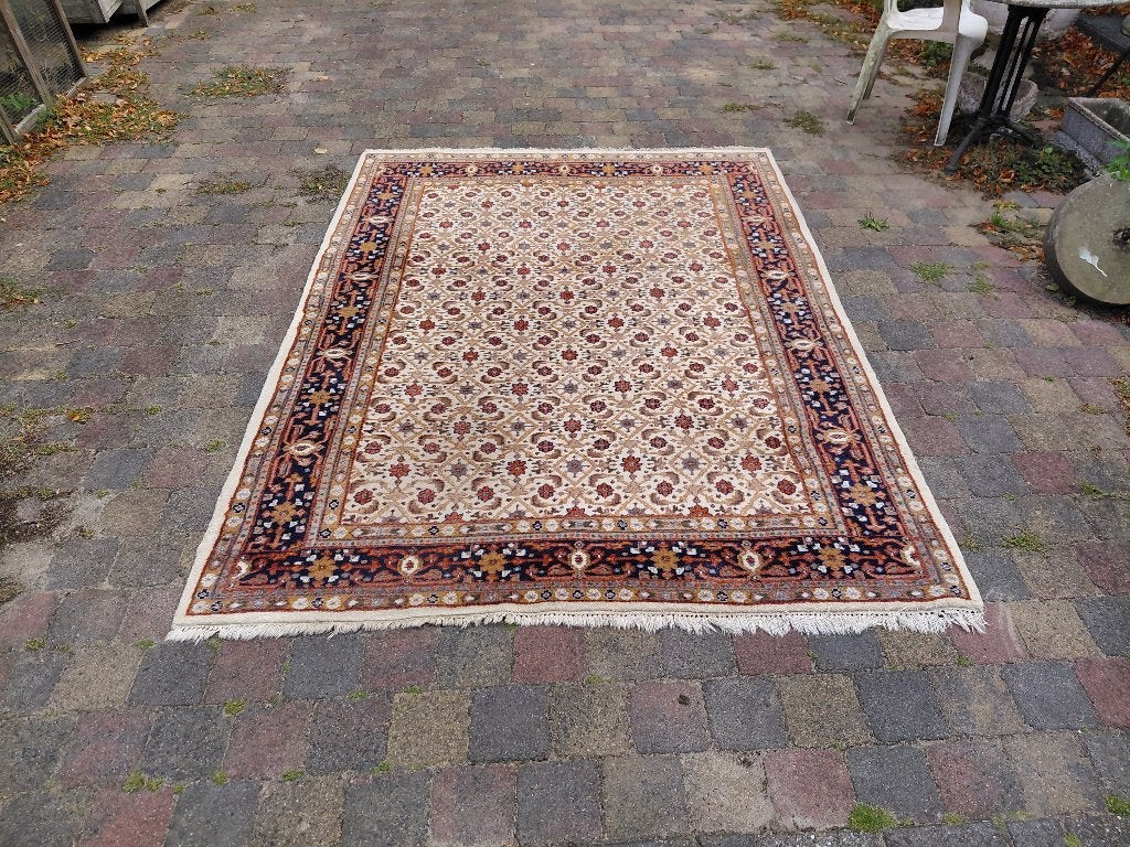 Perzisch tapijt lxb = 236x174 cm., Ophalen