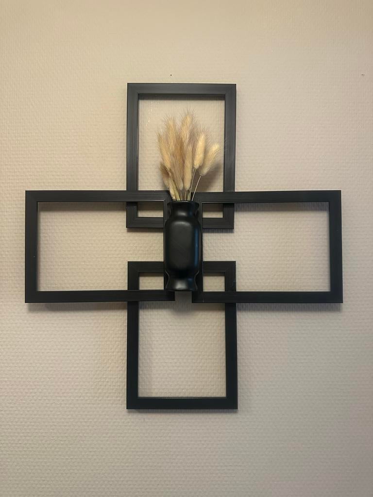 Zwarte wanddecoratie met vaasje en droogbloemen, Ophalen, 45 cm, 42 cm, Met ophangsysteem