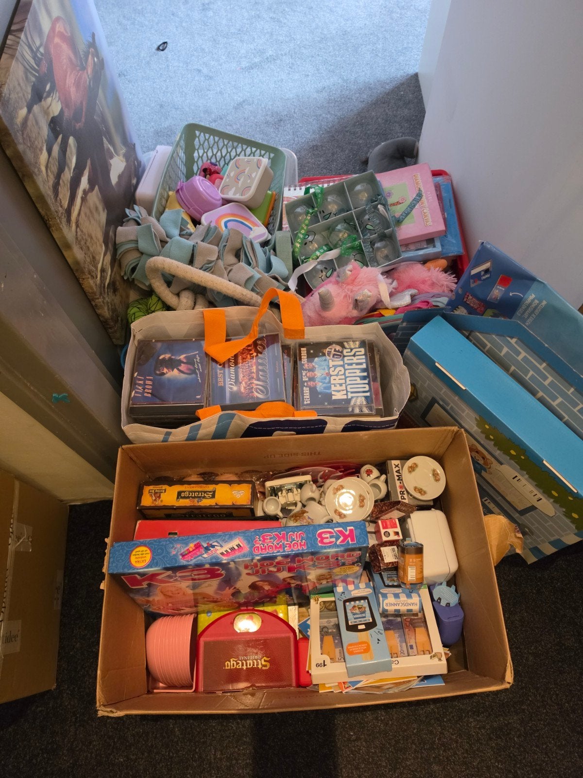 3 dozen vol tas vol met rommelmarkt, Diversen, Rommelmarktspullen, Nieuw, Ophalen
