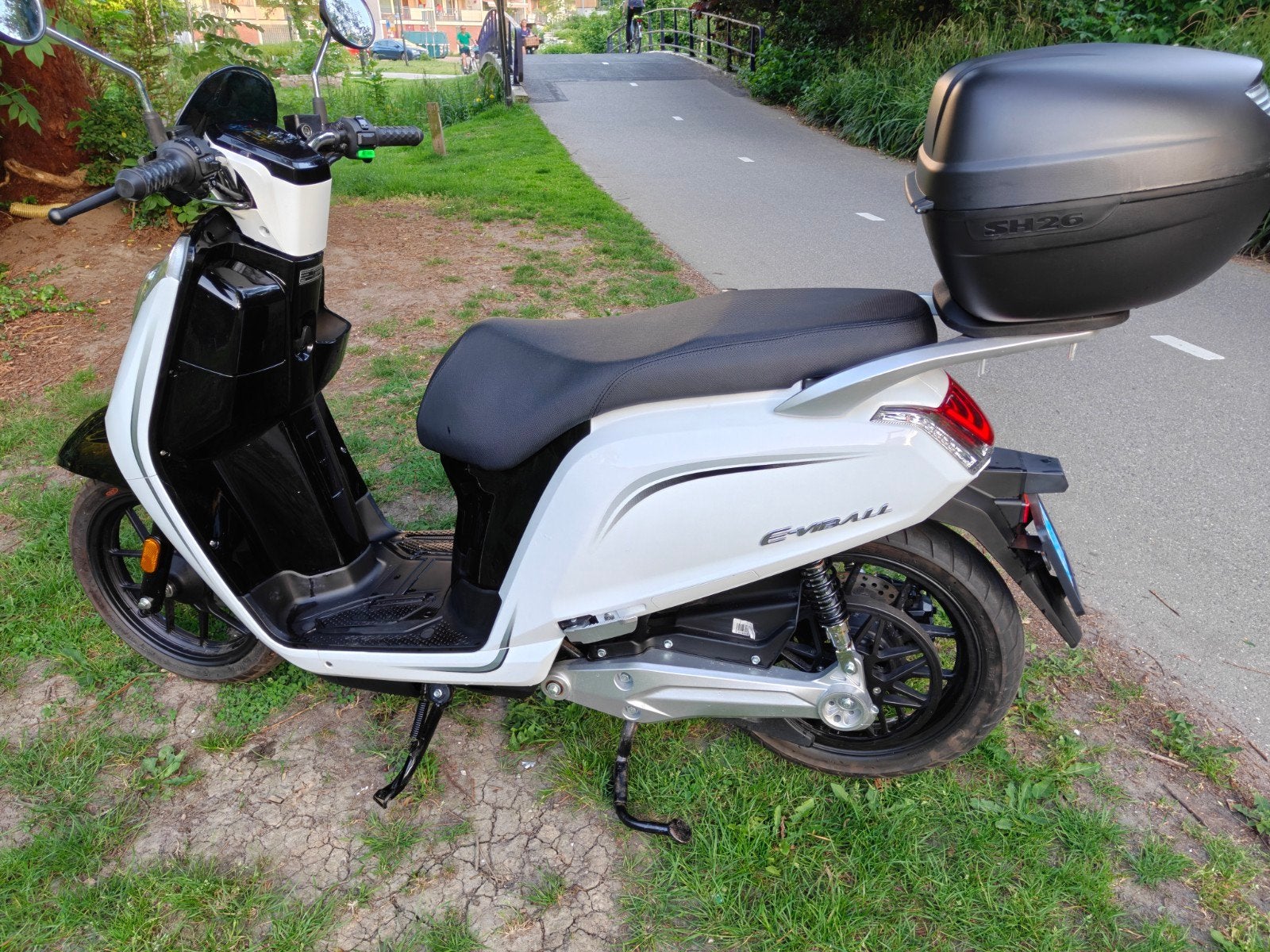 Zgan (2025) elektrische scooter Nipponia E-VIBALL 500+km, Ophalen, Zo goed als nieuw, Elektrisch, Overige merken