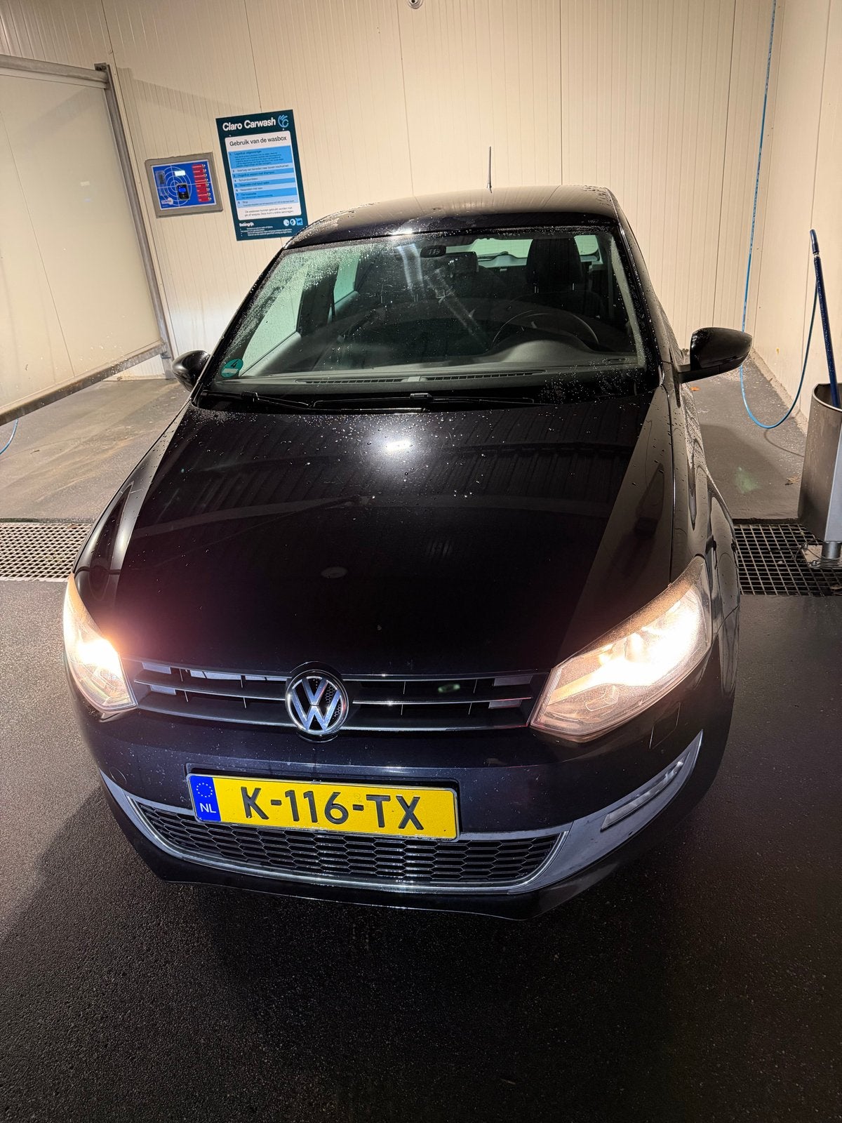 Volkswagen Polo 1.4 16V FSI 63KW 2009 Zwart, Voorwielaandrijving, 970 kg, Stof, 40 €/maand
