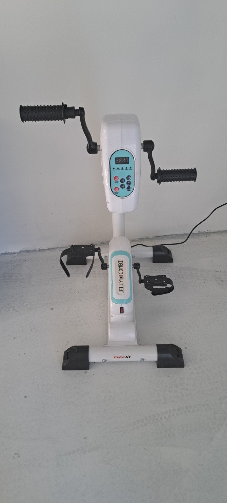 Elektrische Arm- en Beentrainer – Ideaal voor revalidatie, Ophalen, Zo goed als nieuw, Metaal, Hometrainer