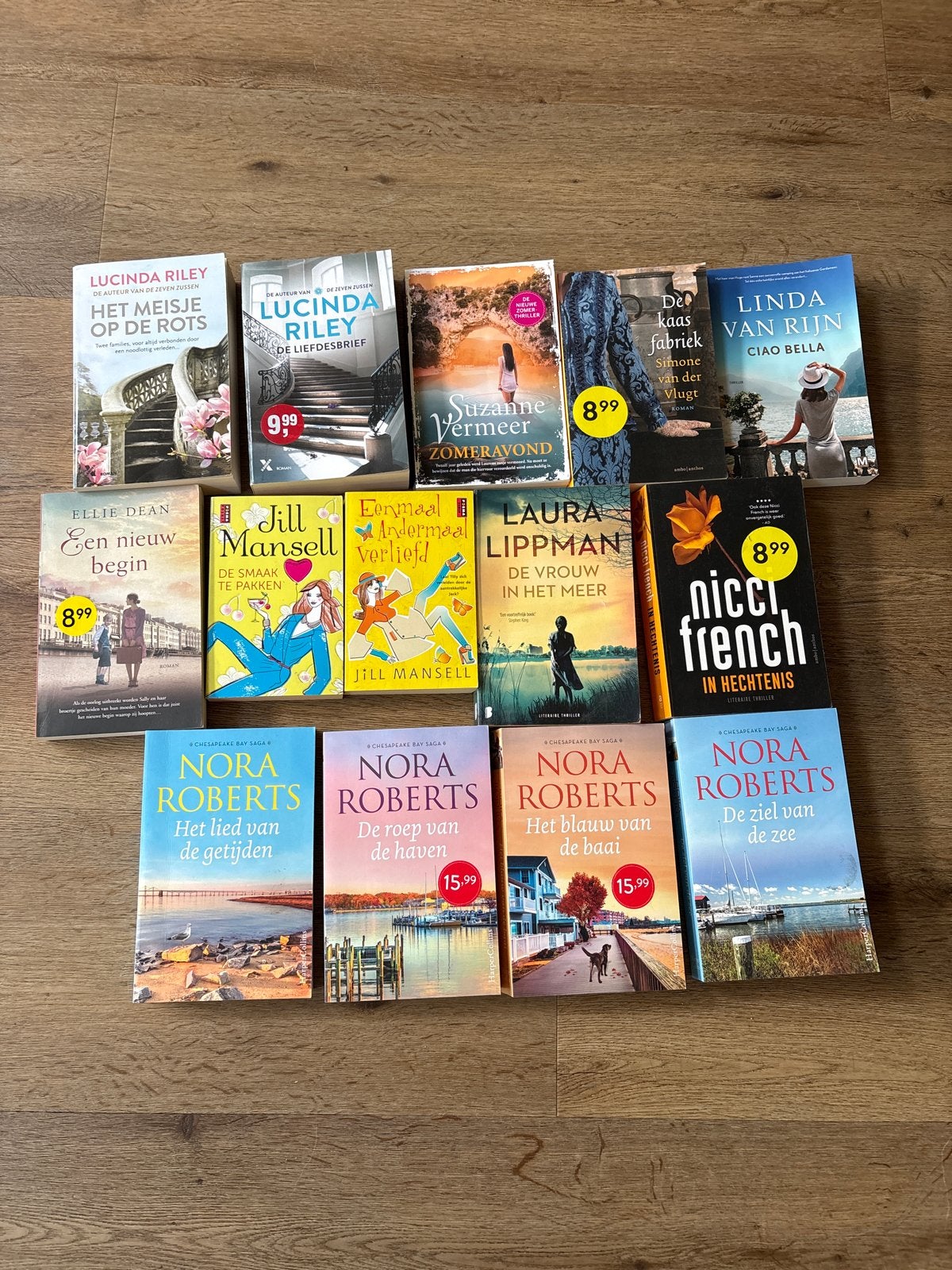 Diverse boeken: Lucinda Riley, Nora Roberts, Jill Mansell, Ophalen of Verzenden, Gelezen, Nederland