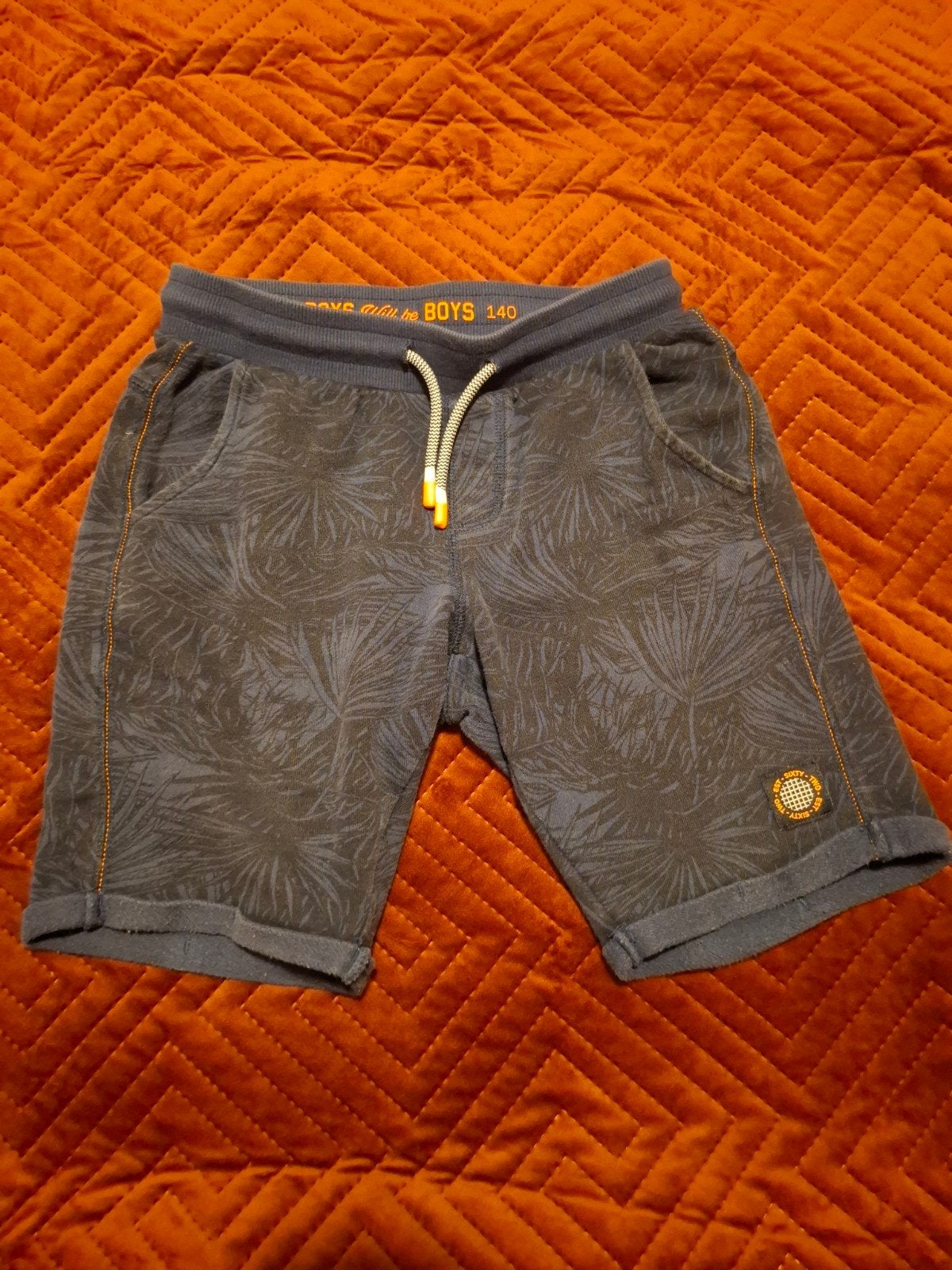 Korte broek WE Fashion maat 140, Kinderen en Baby's, Kinderkleding | Maat 140, Broek, Jongen of Meisje, Ophalen of Verzenden, Zo goed als nieuw