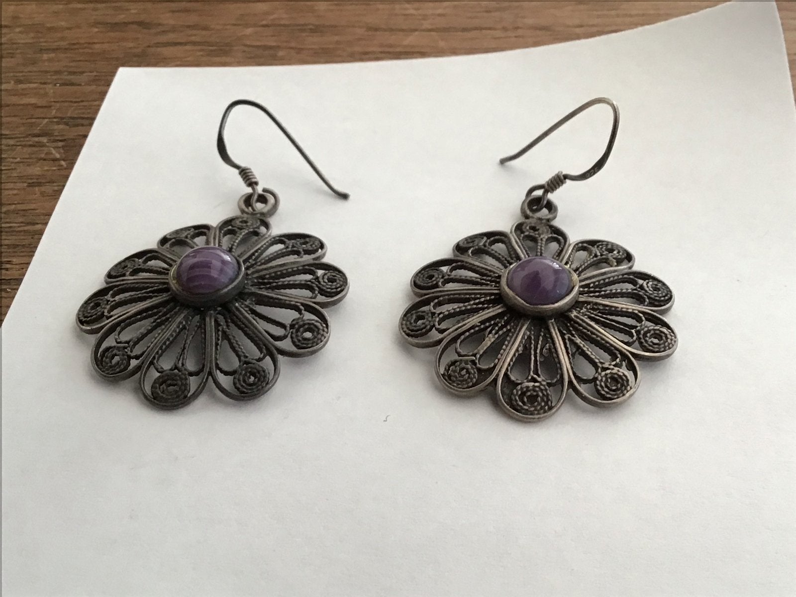 Zilveren Oorbellen met Paarse Steen - Filigraan Design, Ophalen of Verzenden, Met edelsteen, Zilver, Hangers