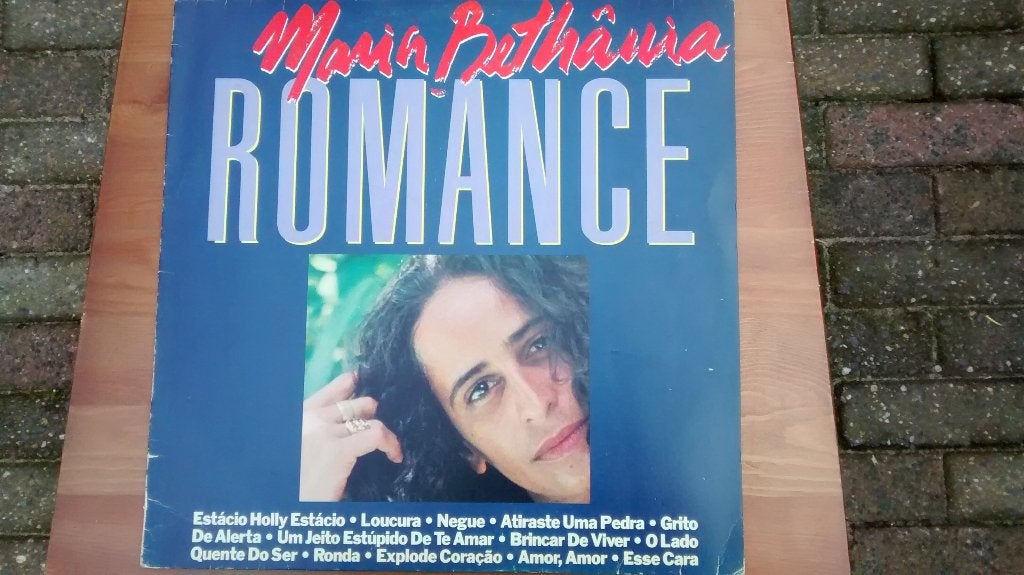 LP - Maria Bethania - Romance, Ophalen of Verzenden, Zo goed als nieuw, 12 inch