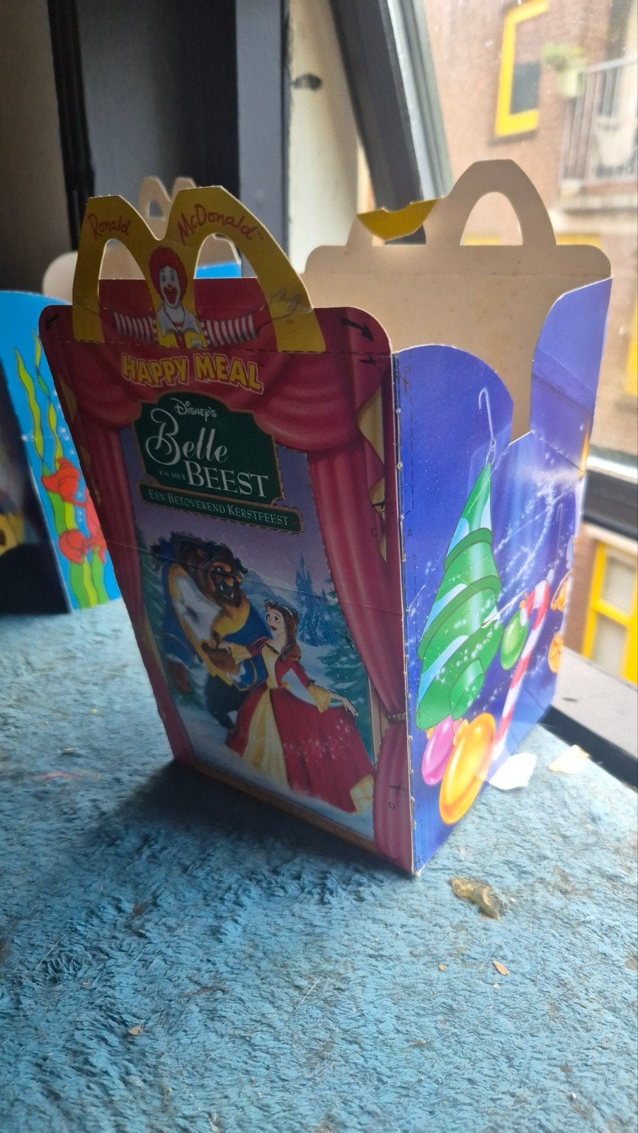 Oude Happy Meal doos Disney Belle en het Beest, Ophalen of Verzenden