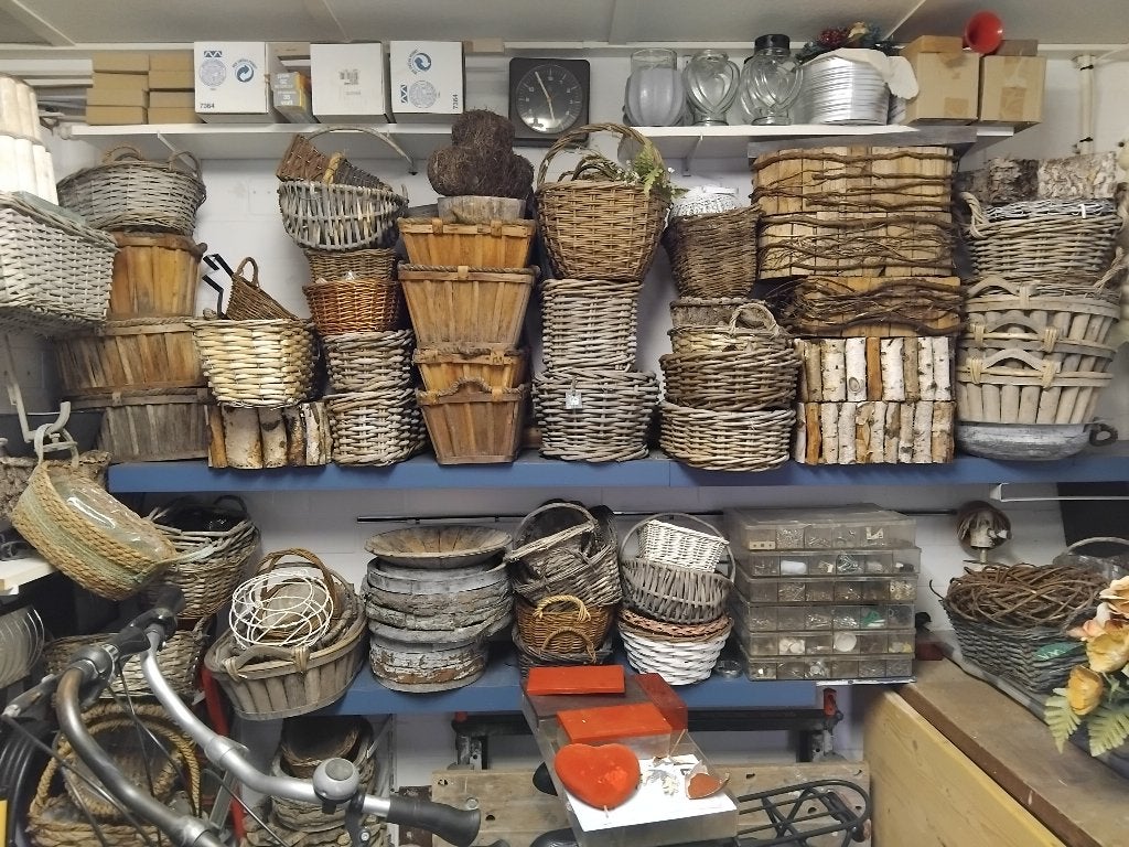 bloembakken en manden kistjes zinken bakken, Ophalen, Rond, Metaal, Minder dan 30 cm