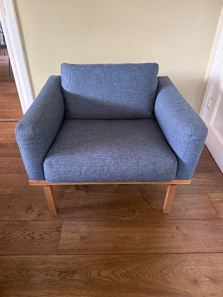 Bolia ‘Elton’ stoeltjes 2x, Huis en Inrichting, Hout, 75 tot 100 cm, Ophalen of Verzenden, Zo goed als nieuw