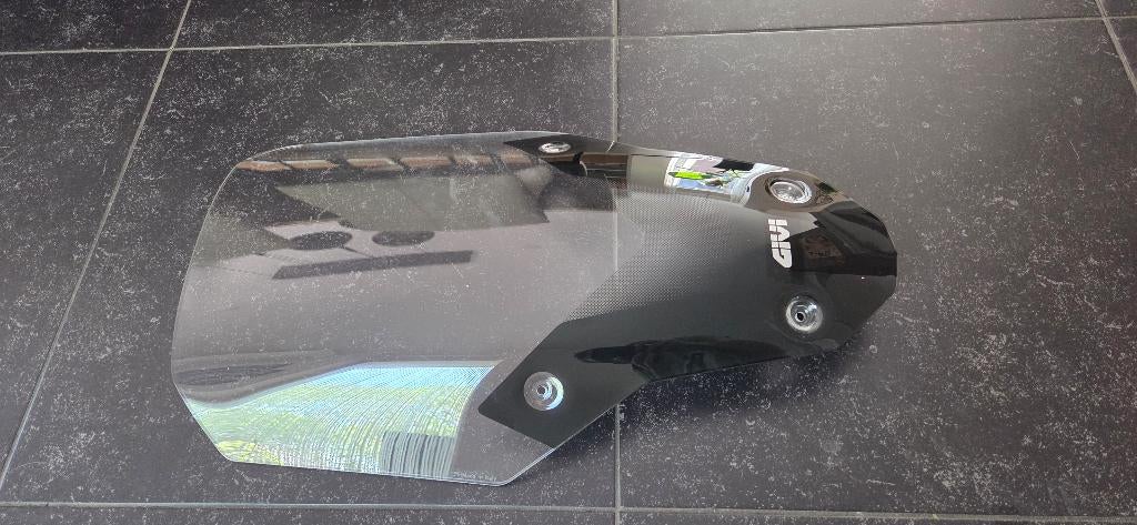 GIVI verhoogd windscherm Honda African Twin CRF1000, Ophalen of Verzenden, Gebruikt