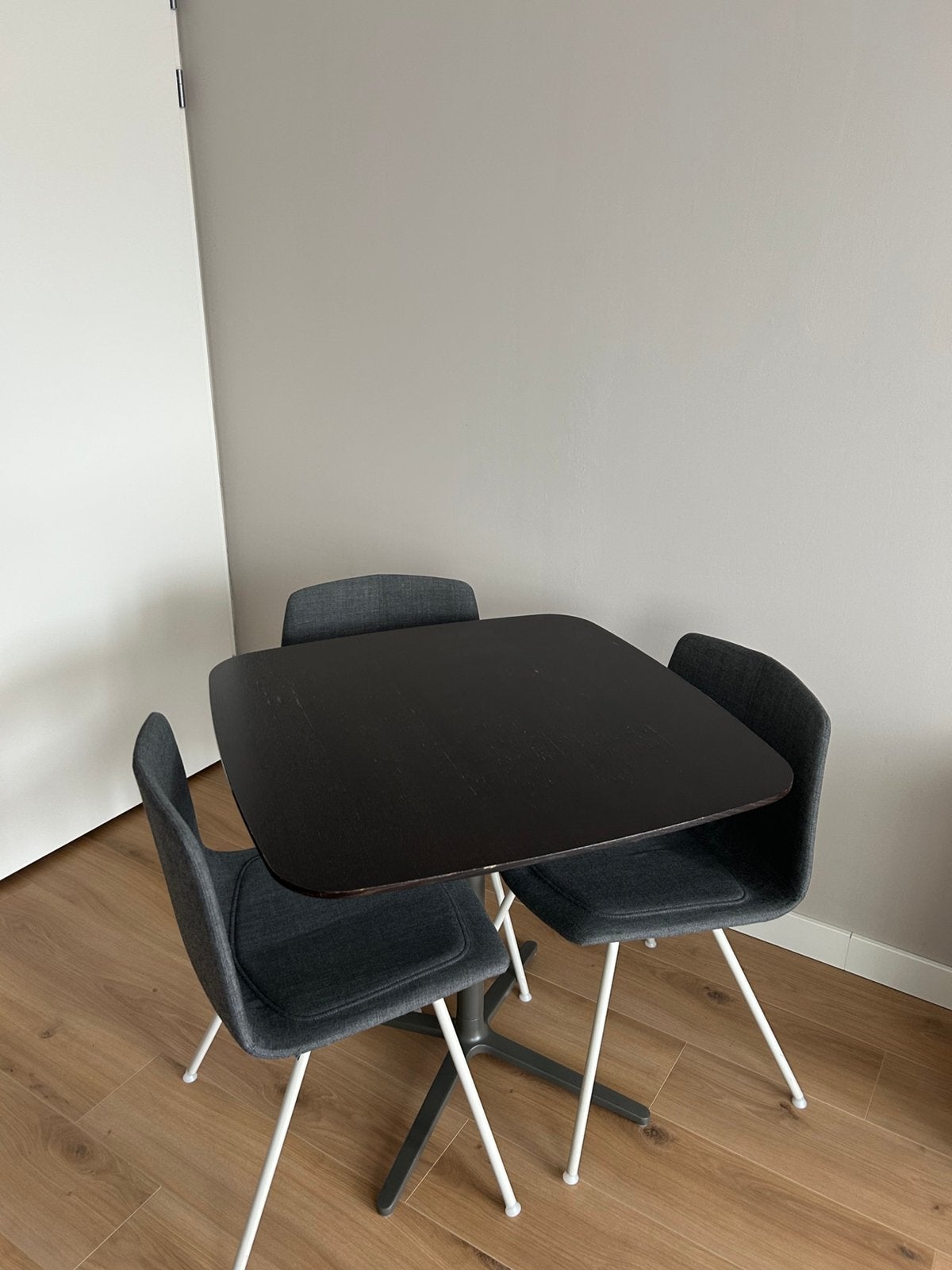 Italiaanse design eettafel 80  80 cm, Huis en Inrichting, Tafels | Eettafels, Ophalen, Zo goed als nieuw, Rechthoekig, 50 tot 100 cm