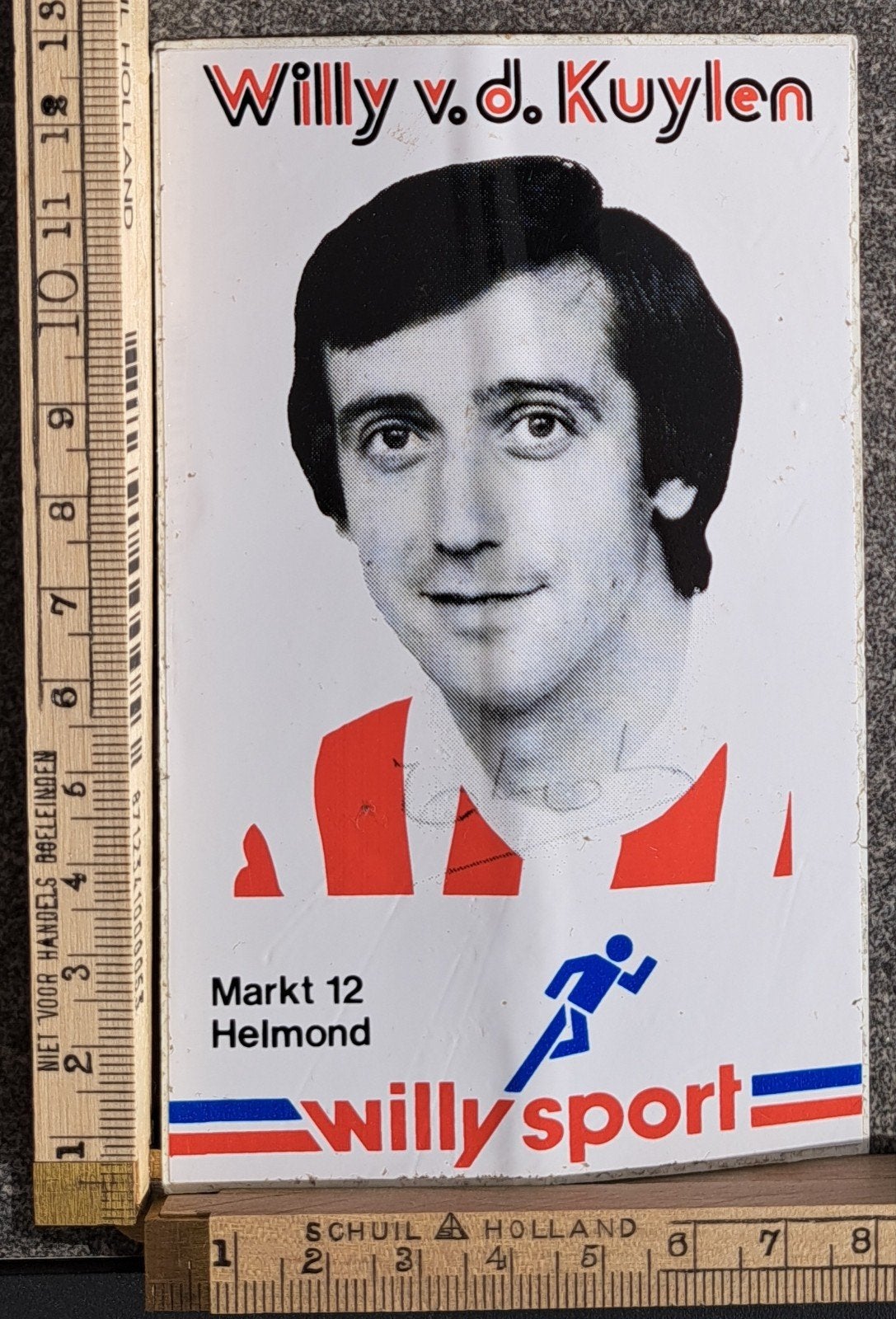 Vintage sticker Willy v.d Kuylen PSV Willy sport Helmond, Verzamelen, Stickers, Ophalen of Verzenden, Zo goed als nieuw