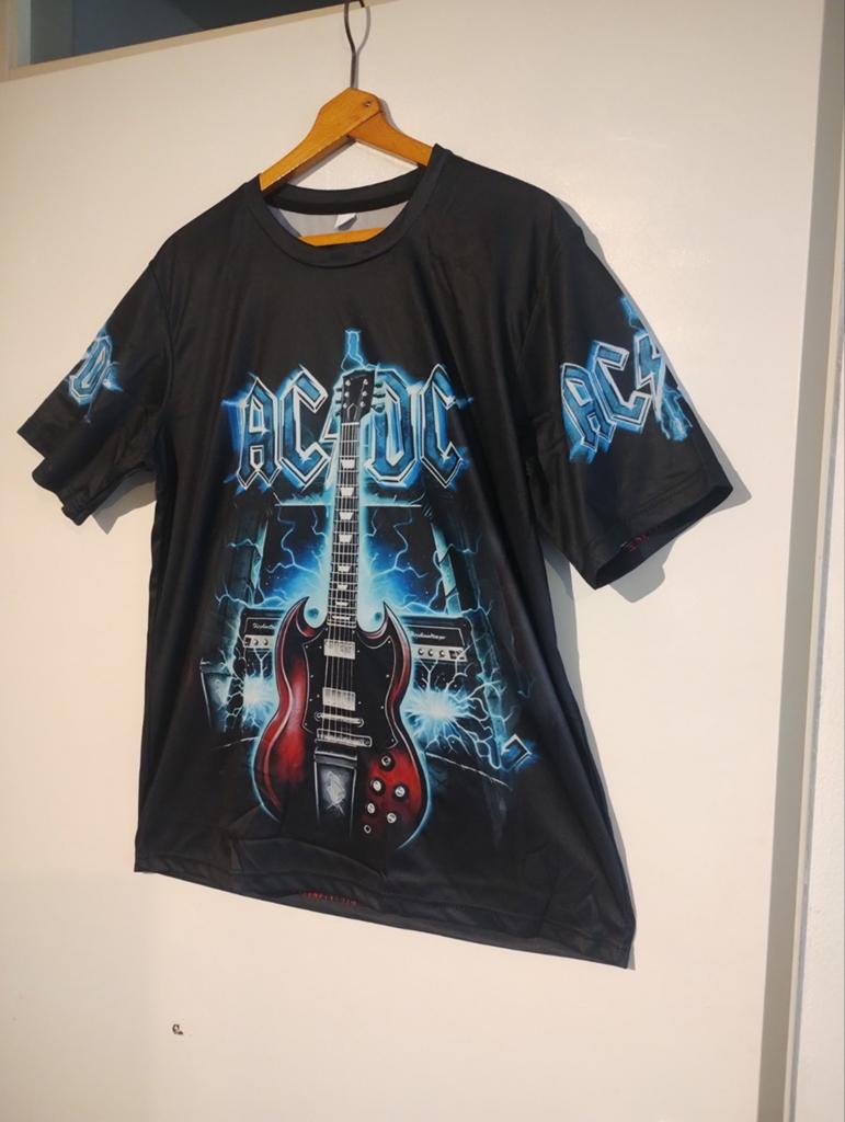 AC/DC T-shirt met gitaarprint - Maat XL, Ophalen of Verzenden, Nieuw, Kleding